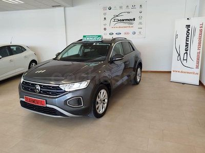Usado VW T-Roc Life 115 CV (84 kW) 2023 Gris / plata SUV