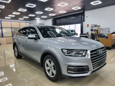 Usado Audi Q7 272 CV (200 kW) 2015 Gris SUV