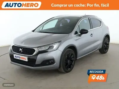 Usado DS Automobiles DS4 Connected Chic 120 CV (88 kW) 2018 Gris Berlina