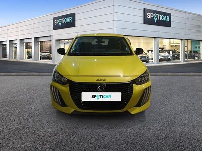 Usado Peugeot 208 Active 100 CV (73 kW) 2024 Dorado Utilitario