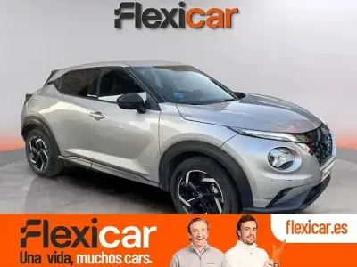 Usado Nissan Juke N-Connecta 143 CV (105 kW) 2023 Gris / plata SUV