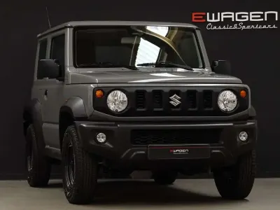 Usado Suzuki Jimny 102 CV (75 kW) 2019 Gris SUV