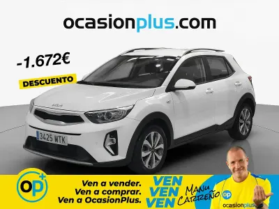 Usado Kia Stonic 100 CV (73 kW) 2024 Blanco SUV
