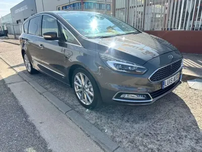 Usado Ford S-MAX Vignale 179 CV (131 kW) 2018 Gris Monovolumen