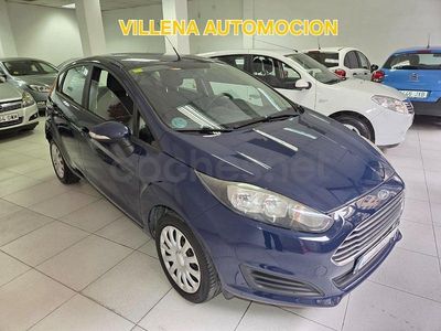 Usado Ford Fiesta Trend 82 CV (60 kW) 2015 Azul Berlina