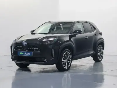 Usado Toyota Yaris Cross Style 116 CV (85 kW) 2022 Negro SUV