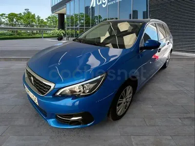 Usado Peugeot 308 SW Allure 131 CV (96 kW) 2021 Azul Familiar