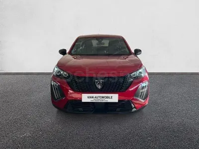 Usado Peugeot 2008 Active 100 CV (73 kW) 2024 Rojo SUV