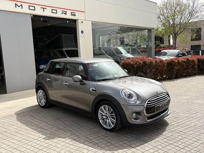 Usado Mini Cooper D 116 CV (85 kW) 2017 Gris / plata Utilitario