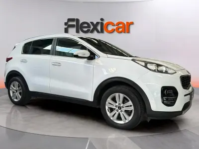Usado Kia Sportage 132 CV (97 kW) 2018 Blanco SUV
