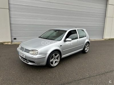 Gris / plata Usado 2002 VW Golf GTI Berlina | 2600 € (Precio justo)