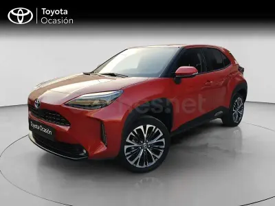Usado Toyota Yaris Cross Style 116 CV (85 kW) 2022 Granate SUV