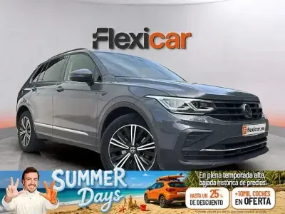 Usado VW Tiguan Life 150 CV (110 kW) 2022 Azul SUV
