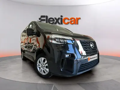 Usado Nissan Primastar N-Connecta 110 CV (80 kW) 2023 Negro Monovolumen