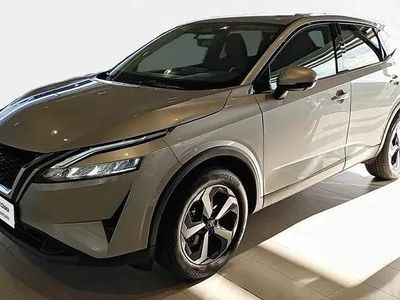 Plata diamante Usado 2024 Nissan Qashqai N-Connecta SUV | 30.500 € (Un poco caro)