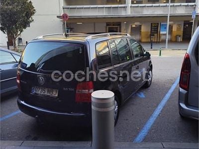 Usado VW Touran Advance 140 CV (102 kW) 2006 Negro Monovolumen
