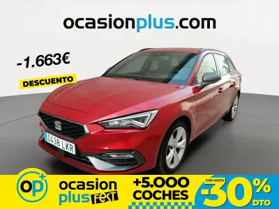Usado Seat Leon FR 150 CV (110 kW) 2020 Rojo Familiar