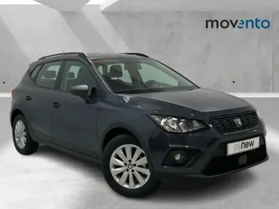 Usado Seat Arona Reference 95 HP (69 kW) 2021 Cinzento SUV