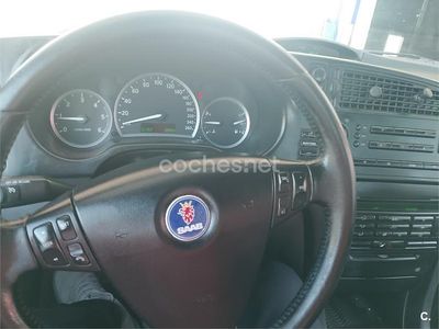 Gris / plata Usado 2005 Saab 9-3 Vector Berlina | 1950 €