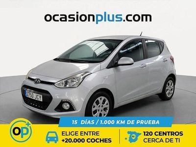 Usado Hyundai i10 67 CV (49 kW) 2015 Plateado Utilitario