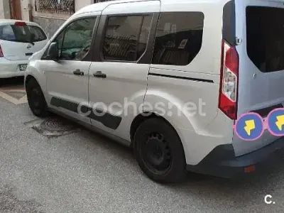 Usado Ford Transit Connect Ambiente 95 CV (69 kW) 2014 Gris / plata Monovolumen
