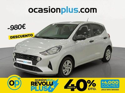 Usado Hyundai i10 67 CV (49 kW) 2022 Gris Utilitario