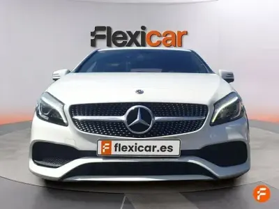 Usado Mercedes A180 Urban 122 CV (89 kW) 2017 Blanco Utilitario
