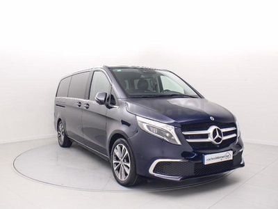 Käytetty Mercedes V300 Avantgarde 239 HP (175 kW) 2021 Sininen Tila-auto