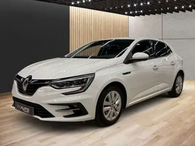 Usado Renault Mégane II Equilibre 116 CV (85 kW) 2022 Blanco Berlina