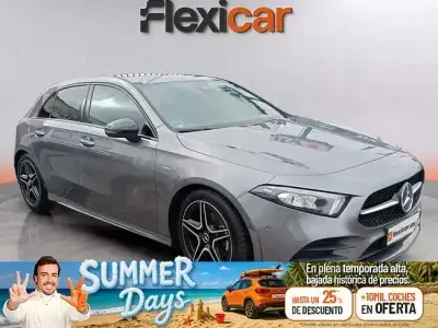 Usado Mercedes A180 116 CV (85 kW) 2022 Gris Berlina