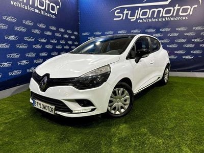Usado Renault Clio IV Business 75 CV (55 kW) 2019 Blanco Utilitario