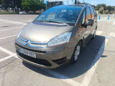 Usado Citroën Grand C4 Picasso Business Class 110 CV (80 kW) 2009 Beige Monovolumen