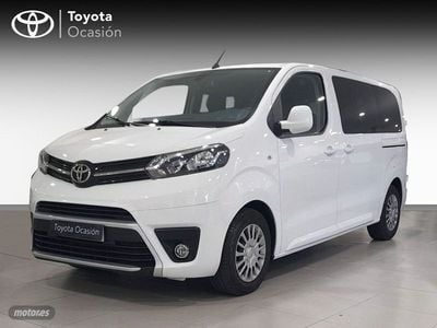 Blanco Usado 2022 Toyota Proace Verso Familiar | 30.900 € (Un poco caro)