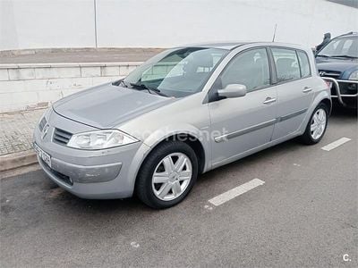 Gris / plata Usado 2004 Renault Mégane II Authentique Berlina | 1290 € (Buen precio)