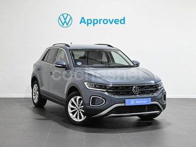 Azul Usado 2024 VW T-Roc Life SUV | 26.900 € (Precio justo)