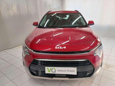 Usado Kia Niro 141 CV (103 kW) 2025 Rojo SUV