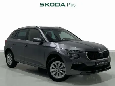Usado Skoda Kamiq Selection 116 CV (85 kW) 2025 Gris SUV