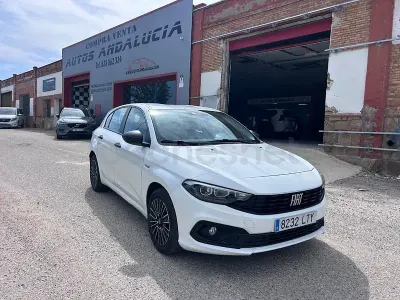 Usado Fiat Tipo City Life 95 CV (69 kW) 2021 Blanco Berlina
