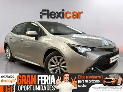Usado Toyota Corolla Active 140 CV (102 kW) 2024 Gris