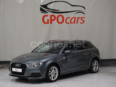 Usado Audi A3 116 CV (85 kW) 2018 Gris / plata Berlina