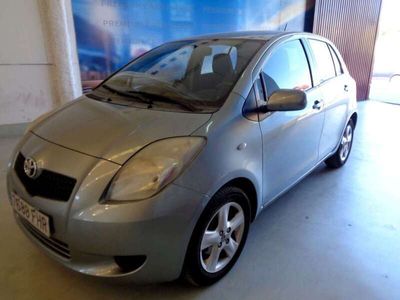 usado Toyota Yaris 1.4D-4D Sol