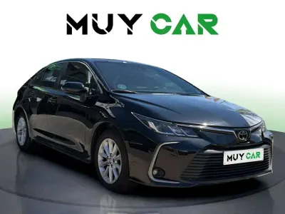 Usado Toyota Corolla Style 125 CV (91 kW) 2023 Negro Berlina