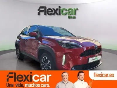 Usado Toyota Yaris Hybrid Style 116 CV (85 kW) 2022 Negro
