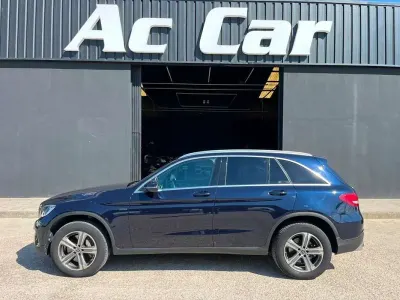 Usado Mercedes GLC300 257 CV (189 kW) 2019 Azul SUV
