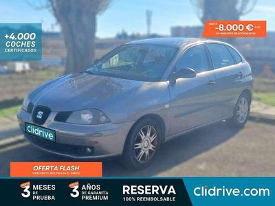 Usado Seat Ibiza Sport 85 CV (62 kW) 2005 Gris / plata Utilitario