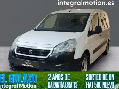 Usado Peugeot Partner Tepee Access 74 CV (54 kW) 2018 Monovolumen