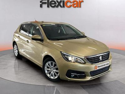 Usado Peugeot 308 Access 110 CV (80 kW) 2018 Amarillo Berlina