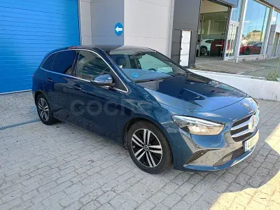 Usado Mercedes B200 150 CV (110 kW) 2022 Azul Utilitario