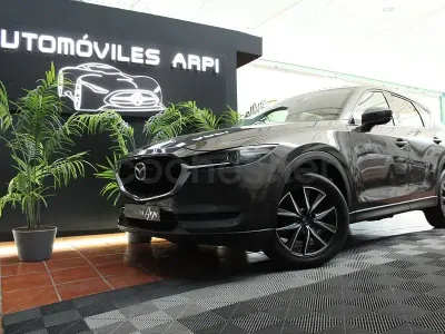 Käytetty Mazda CX-5 150 HP (110 kW) 2018 Harmaa Katumaasturi