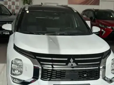Nuevo Mitsubishi Outlander P-HEV 306 CV (225 kW) 2026 Blanco SUV